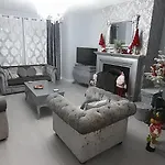 4 Bedroom House *