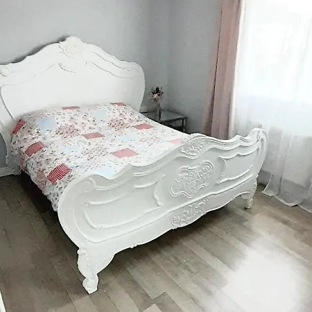 4 Bedroom House *