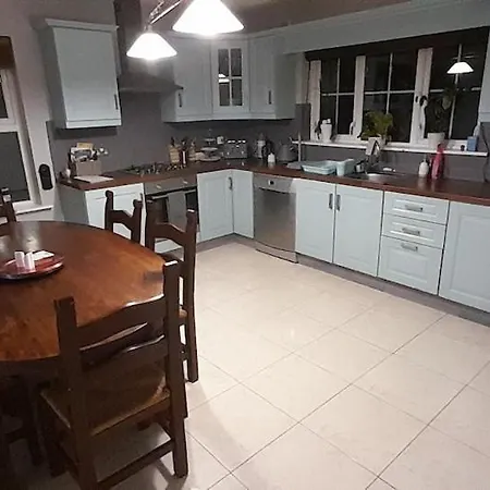 Vakantiehuis 4 Bedroom House Letterkenny