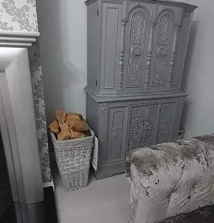 펜션 4 Bedroom House